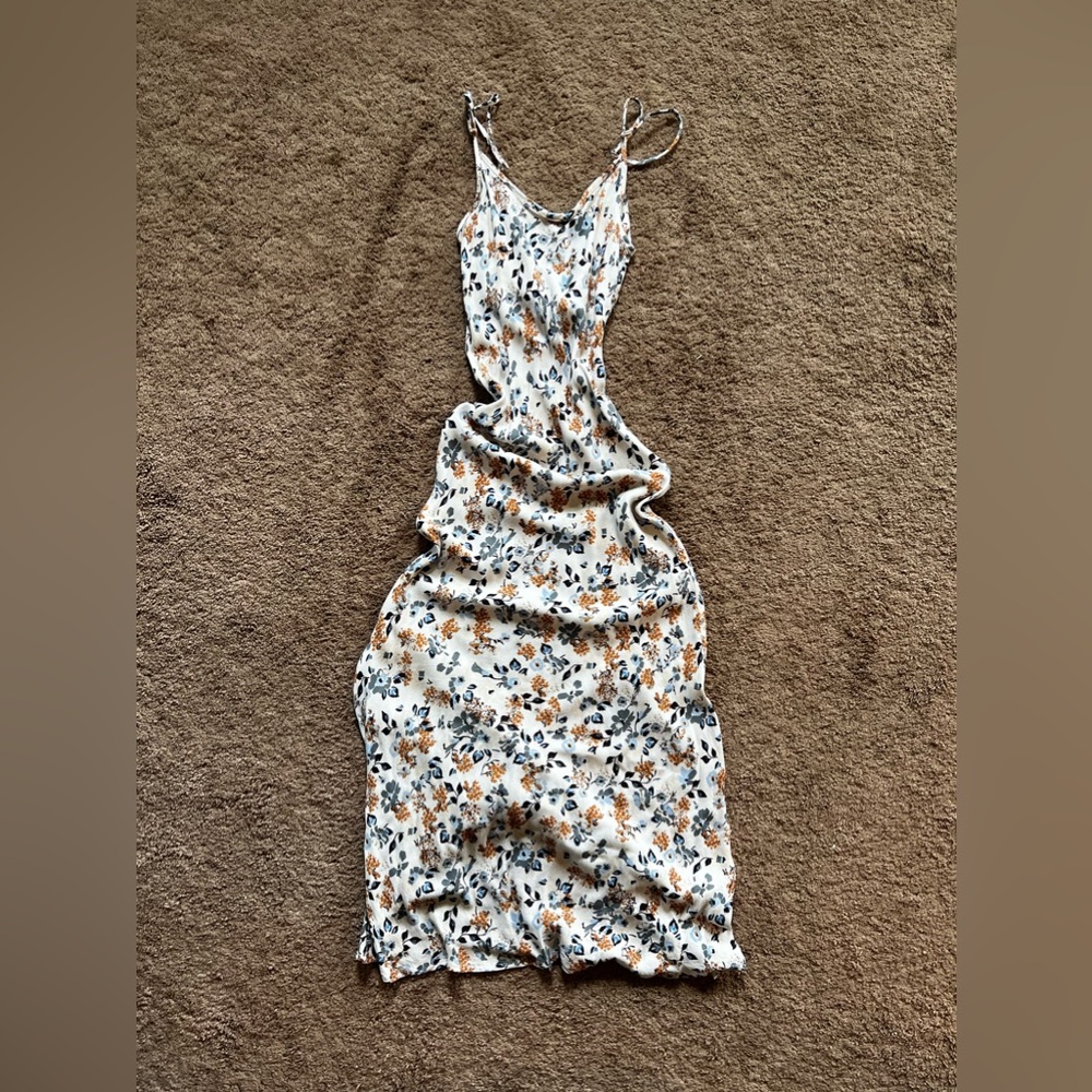 Audrey 3+1 ‘Days Like This’ Floral Midi Slip Dress